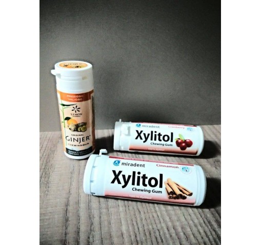 CHICLES CANELA CON XYLITOL MIRADENT